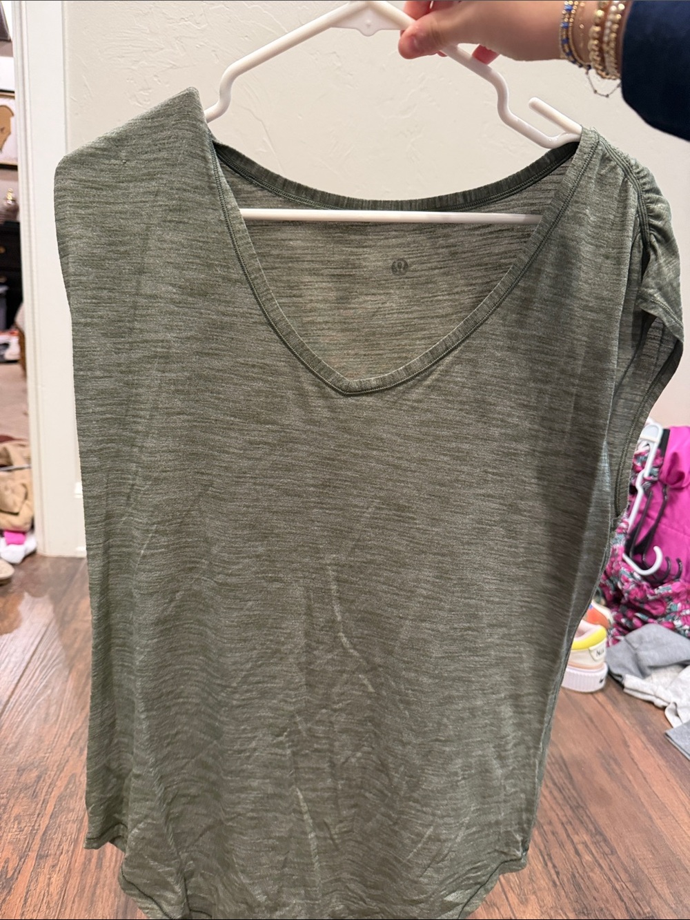 Lululemon Women's V-Neck Short Sleeve Top - Olive Green